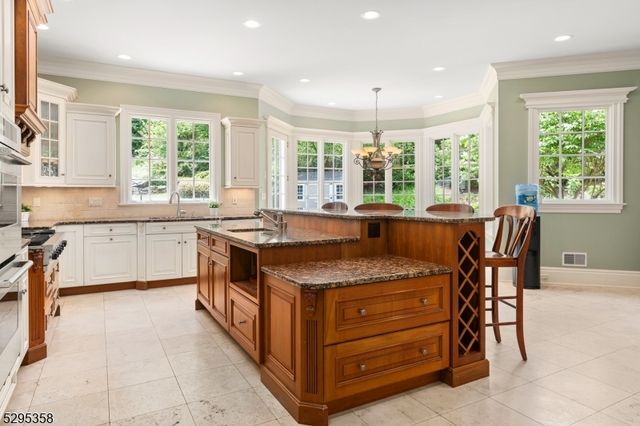 7 Cobblefield Rd, Mendham Twp., NJ 07945