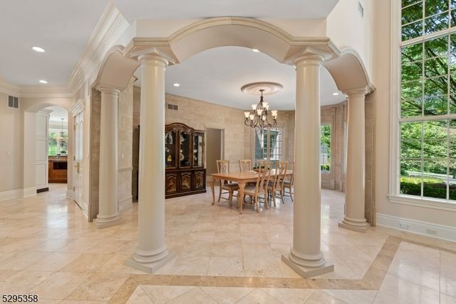 7 Cobblefield Rd, Mendham Twp., NJ 07945
