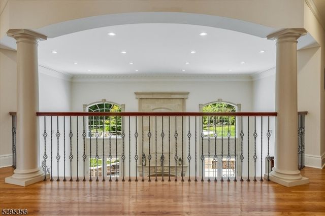 7 Cobblefield Rd, Mendham Twp., NJ 07945