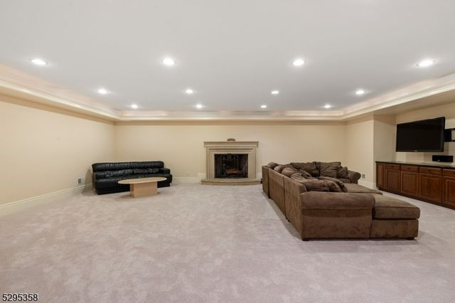 7 Cobblefield Rd, Mendham Twp., NJ 07945