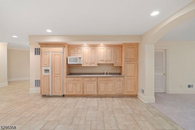 7 Cobblefield Rd, Mendham Twp., NJ 07945