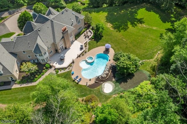 7 Cobblefield Rd, Mendham Twp., NJ 07945