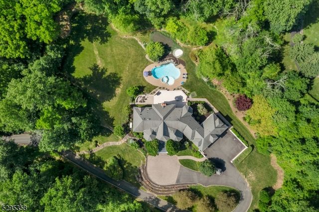 7 Cobblefield Rd, Mendham Twp., NJ 07945