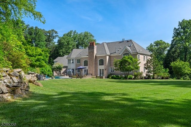 7 Cobblefield Rd, Mendham Twp., NJ 07945