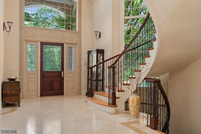 7 Cobblefield Rd, Mendham Twp., NJ 07945