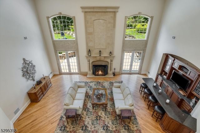 7 Cobblefield Rd, Mendham Twp., NJ 07945