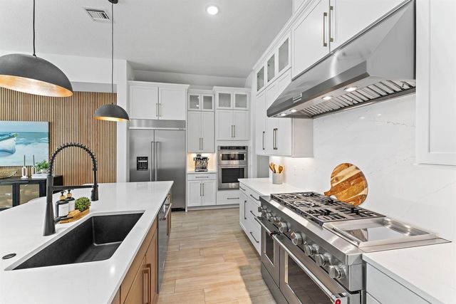 20124 SE Bridgewater Drive, Jupiter, FL 33458