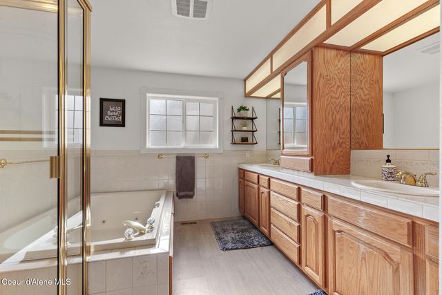 10280 N Pines Rd, Hayden Lake, ID 83835