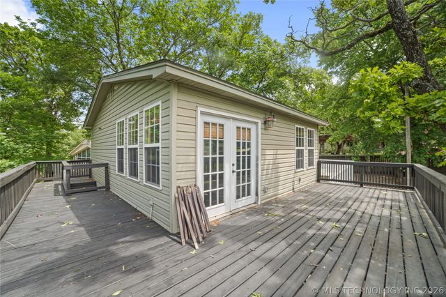 3192 W Hickory Hills Drive, Hulbert, OK 74441