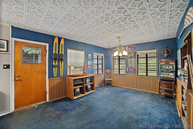 3192 W Hickory Hills Drive, Hulbert, OK 74441