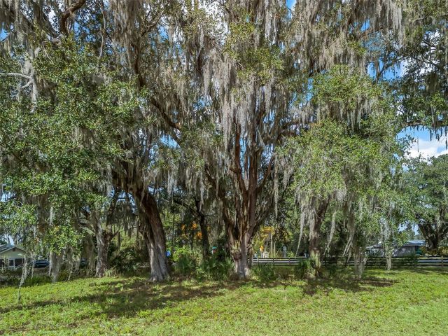 W C 476, Bushnell, FL 33513