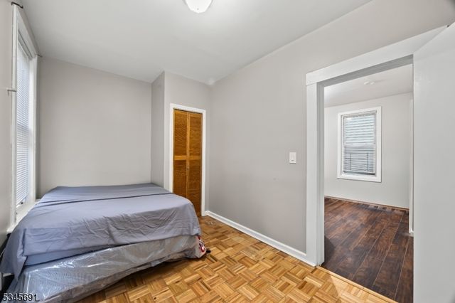 718 E 18Th St, Paterson City, NJ 07501