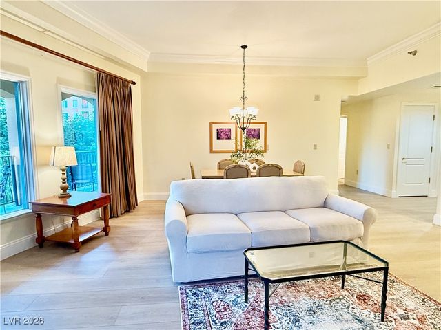 30 Strada Di Villaggio 204, Henderson, NV 89011