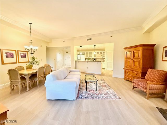 30 Strada Di Villaggio 204, Henderson, NV 89011