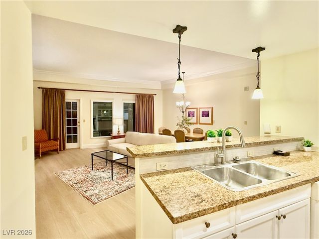 30 Strada Di Villaggio 204, Henderson, NV 89011