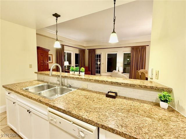 30 Strada Di Villaggio 204, Henderson, NV 89011