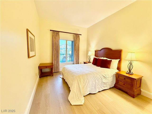 30 Strada Di Villaggio 204, Henderson, NV 89011