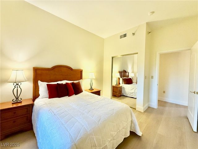 30 Strada Di Villaggio 204, Henderson, NV 89011