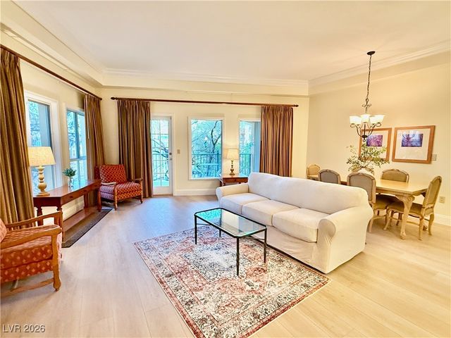 30 Strada Di Villaggio 204, Henderson, NV 89011