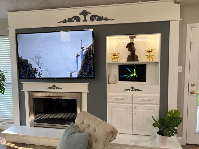 4313 Kenwood Drive, Grapevine, TX 76051