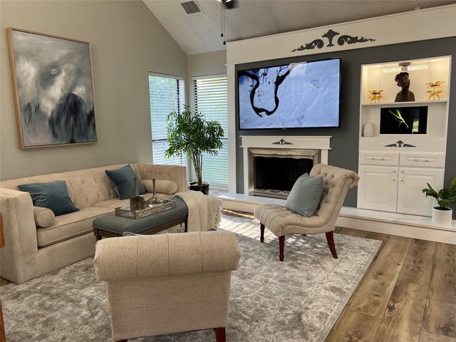 4313 Kenwood Drive, Grapevine, TX 76051