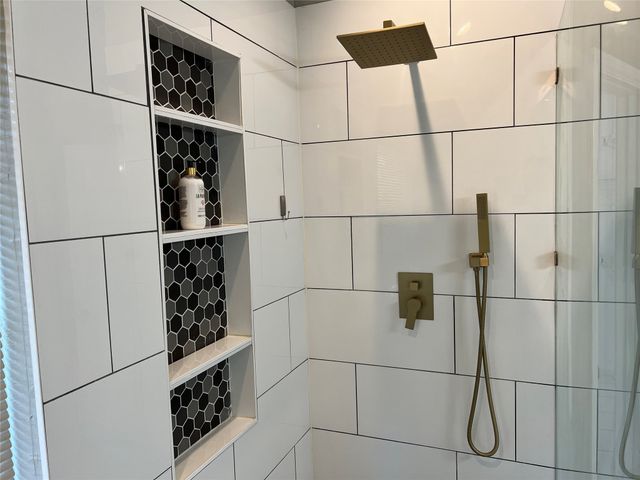 4313 Kenwood Drive, Grapevine, TX 76051