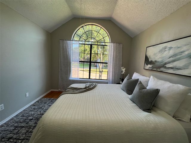 4313 Kenwood Drive, Grapevine, TX 76051