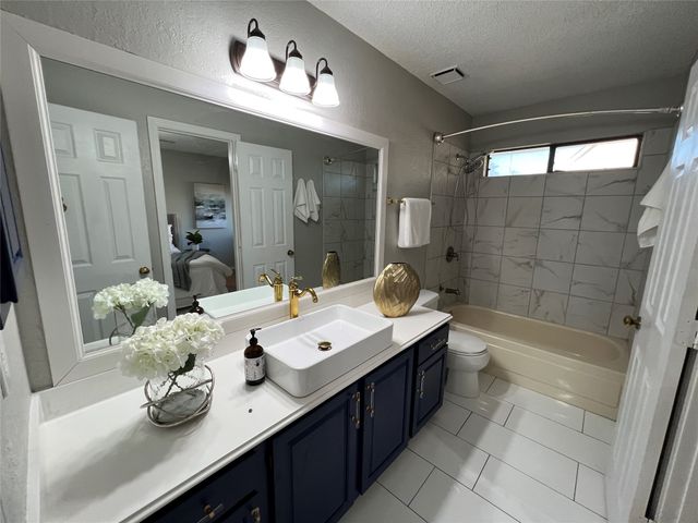 4313 Kenwood Drive, Grapevine, TX 76051