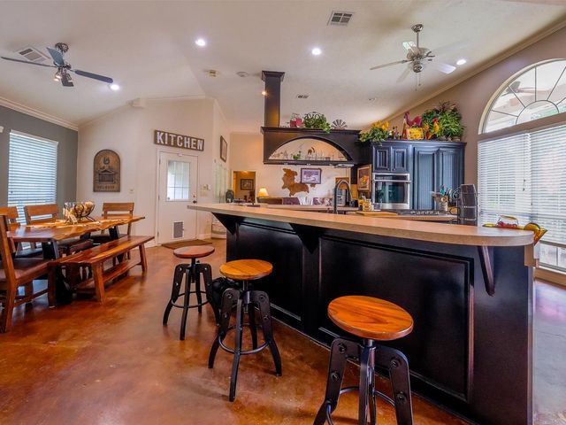 202 Jack White Road, Livingston, TX 77351