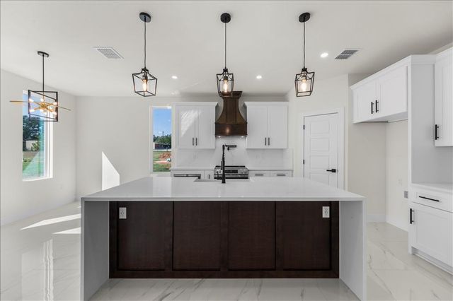 809 FM 467, Seguin, TX 78155