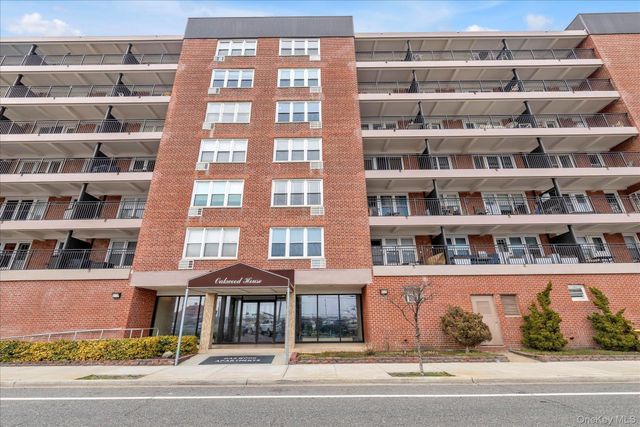 1 E Broadway 6A, Long Beach, NY 11561