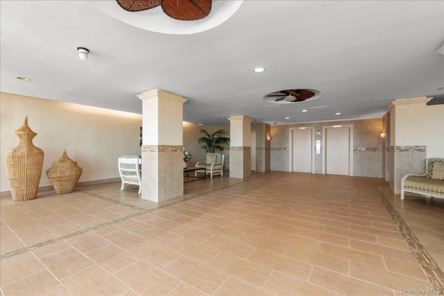1 E Broadway 6A, Long Beach, NY 11561