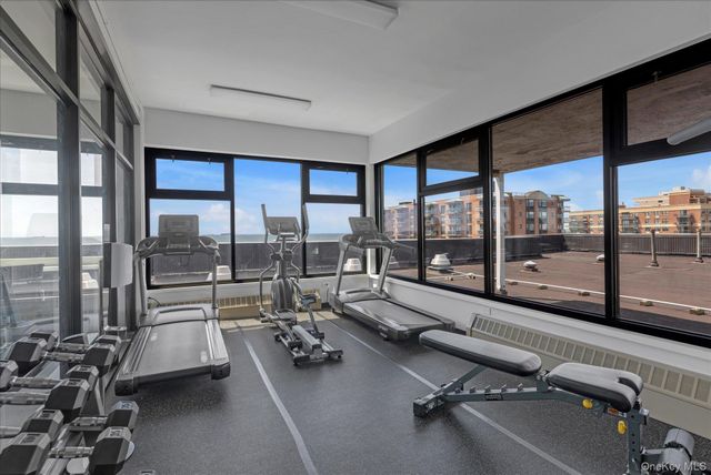 1 E Broadway 6A, Long Beach, NY 11561
