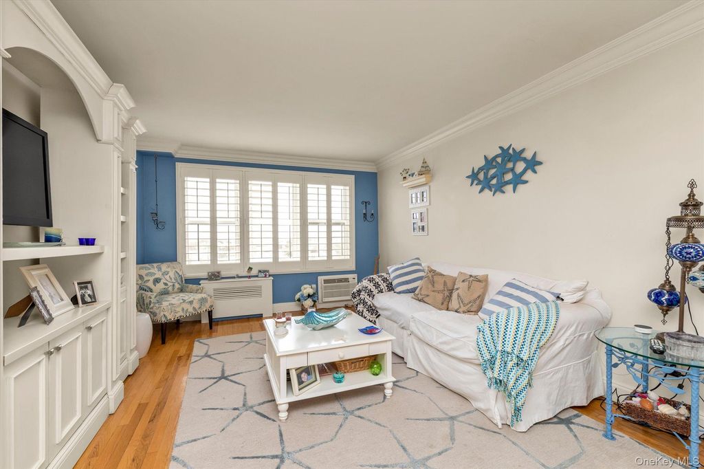1 E Broadway 6A, Long Beach, NY 11561 — exterior