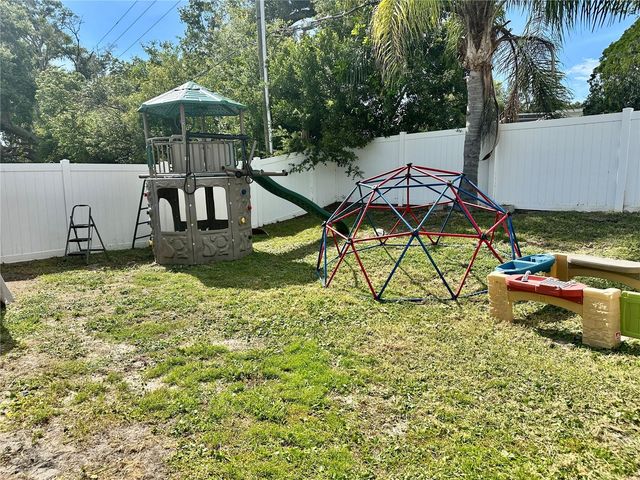 7917 FOXWOOD DRIVE, New Port Richey, FL 34653
