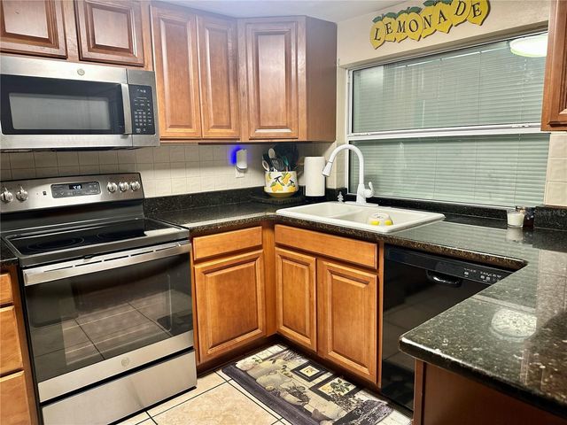 7917 FOXWOOD DRIVE, New Port Richey, FL 34653