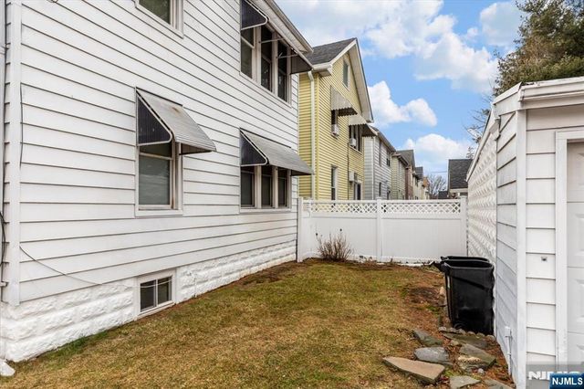 1 4th Street, North Arlington, NJ 07031