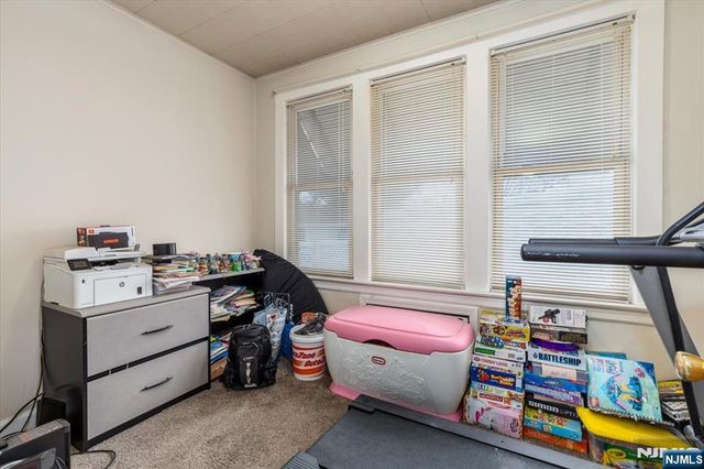 1 4th Street, North Arlington, NJ 07031
