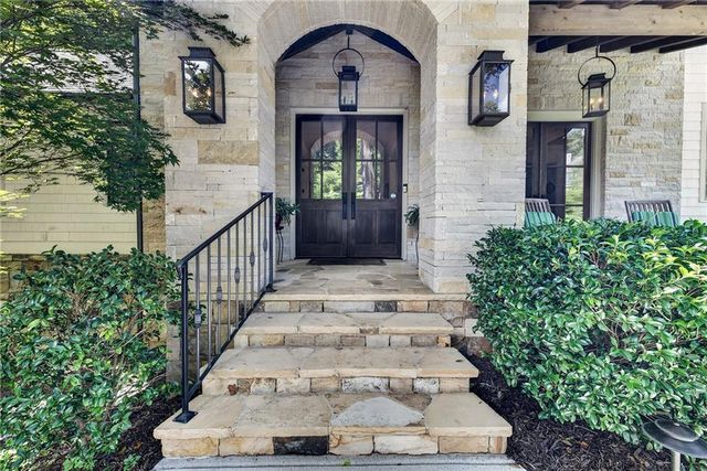 4584 Meadow Valley Drive, Sandy Springs, GA 30342