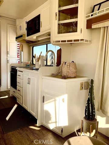 4319 Dusty Mile Road, Landers, CA 92285