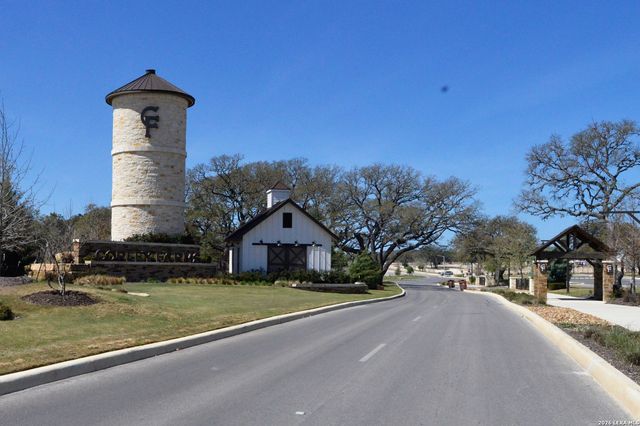113 Winding Windmill, Boerne, TX 78006