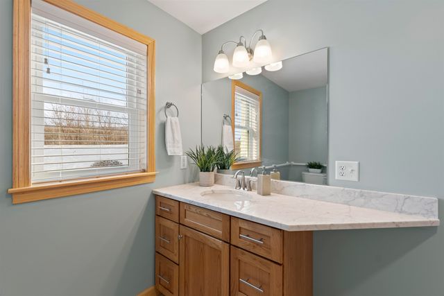 77 Buttonwood Drive, Brattleboro, VT 05301