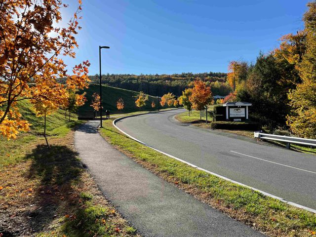 77 Buttonwood Drive, Brattleboro, VT 05301