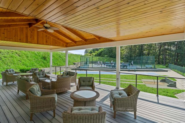 77 Buttonwood Drive, Brattleboro, VT 05301