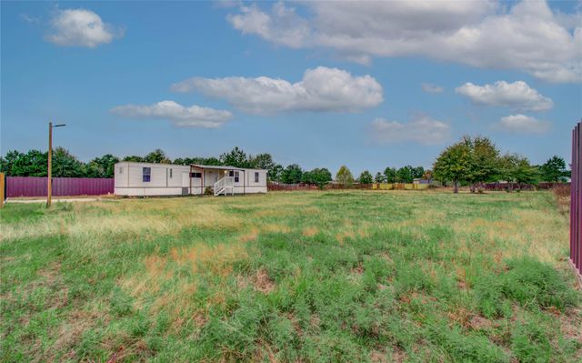 663 Road 5252, Cleveland, TX 77327