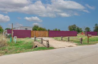 663 Road 5252, Cleveland, TX 77327