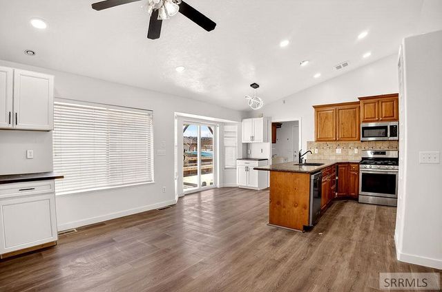 5225 S Thunder Drive, Ammon, ID 83406