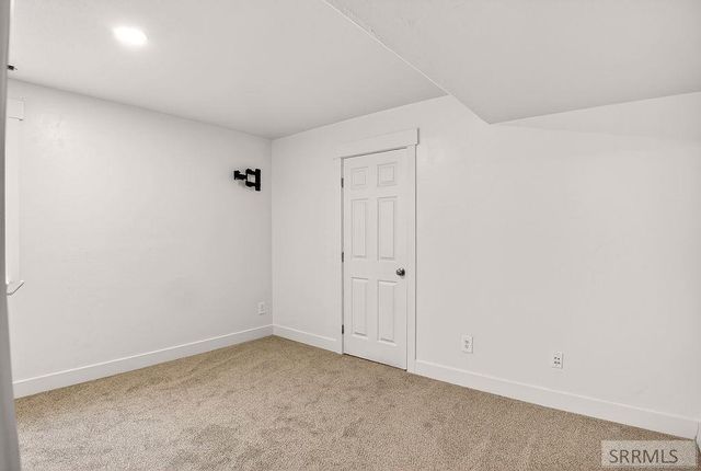 5225 S Thunder Drive, Ammon, ID 83406