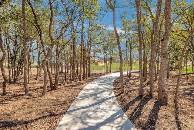 194 Hornet ST, Elgin, TX 78621