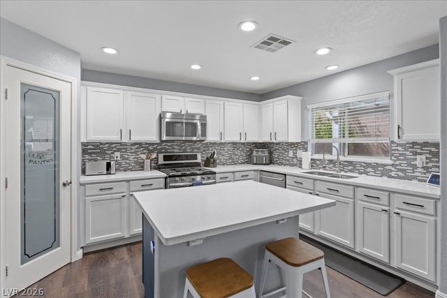 1053 Carson Run Street, Henderson, NV 89002